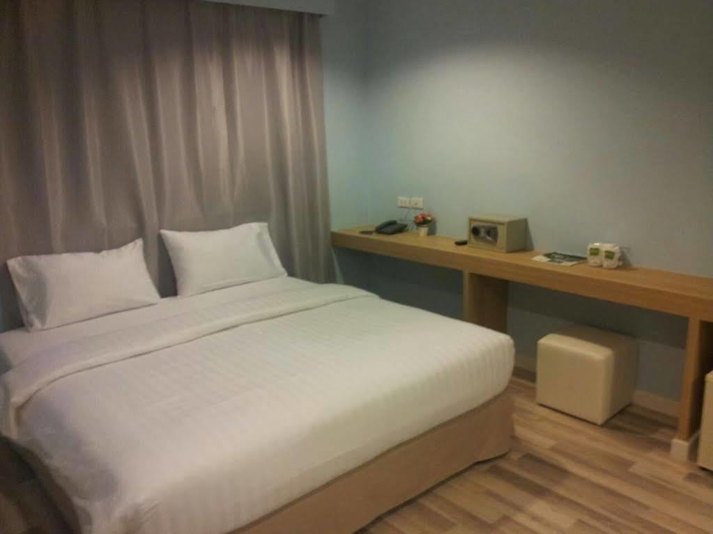 Hotel Nantra Cozy Pattaya Extérieur photo